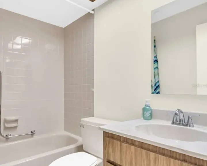 899 Cleland Ct #A — Photo 12