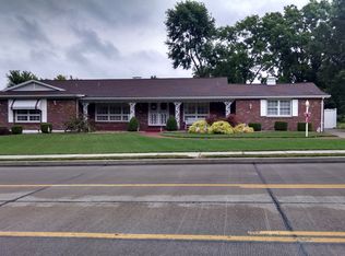 2926 Elm St, Saint Charles, MO 63301