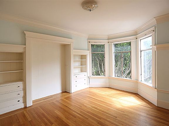 3rd image of 1551 Hyde St