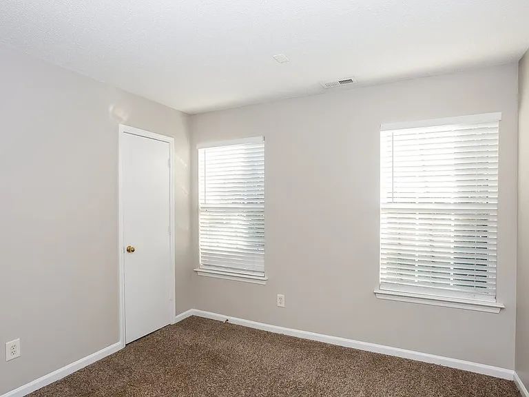 11619 Stewarts Crossing Dr — Photo 13