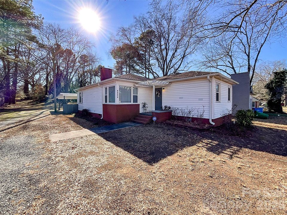 1st image of 1116 Montgomery Ave