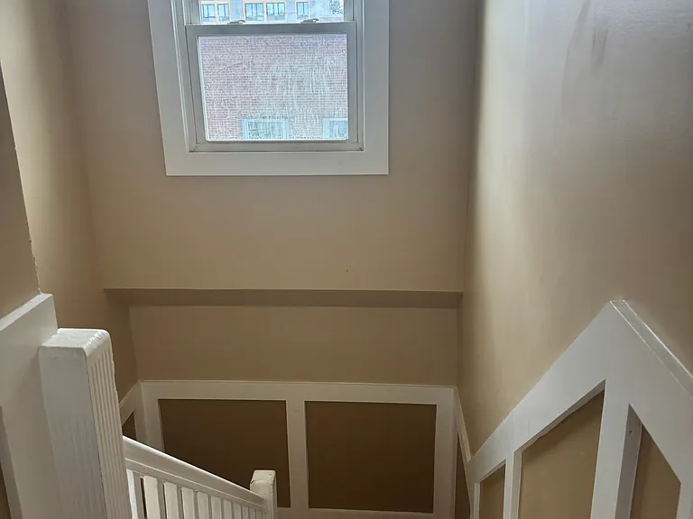 21 E 12th St #2 — Photo 10
