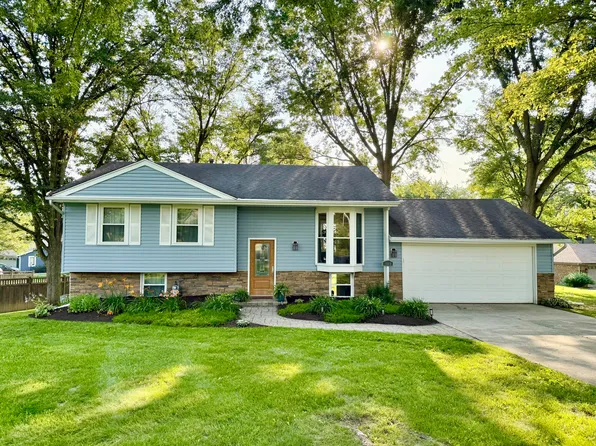 1860 E Choctaw Dr, London, OH 43140