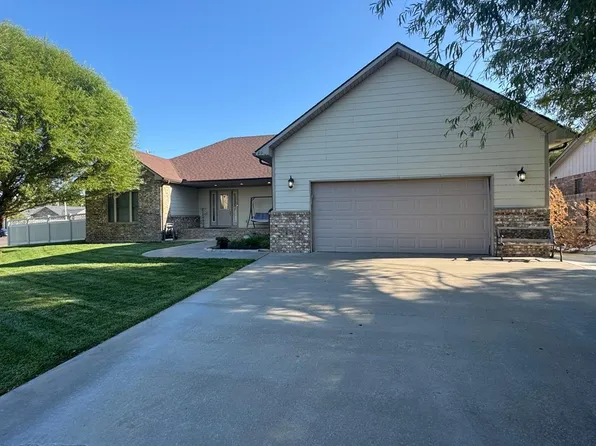 800 N Holly Dr, Liberal, KS 67901