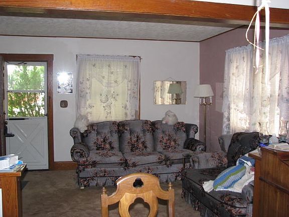 2nd image of 331 Sheridan Dr