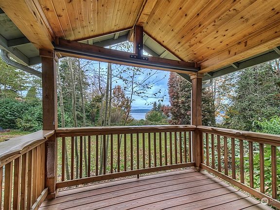 3rd image of 29648 Beach Drive NE
