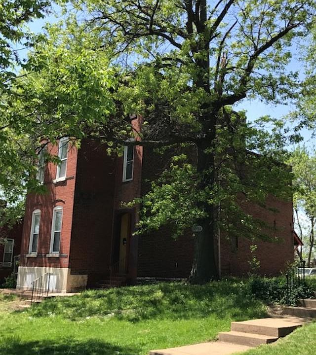 1st image of 3727 S Jefferson Ave #2