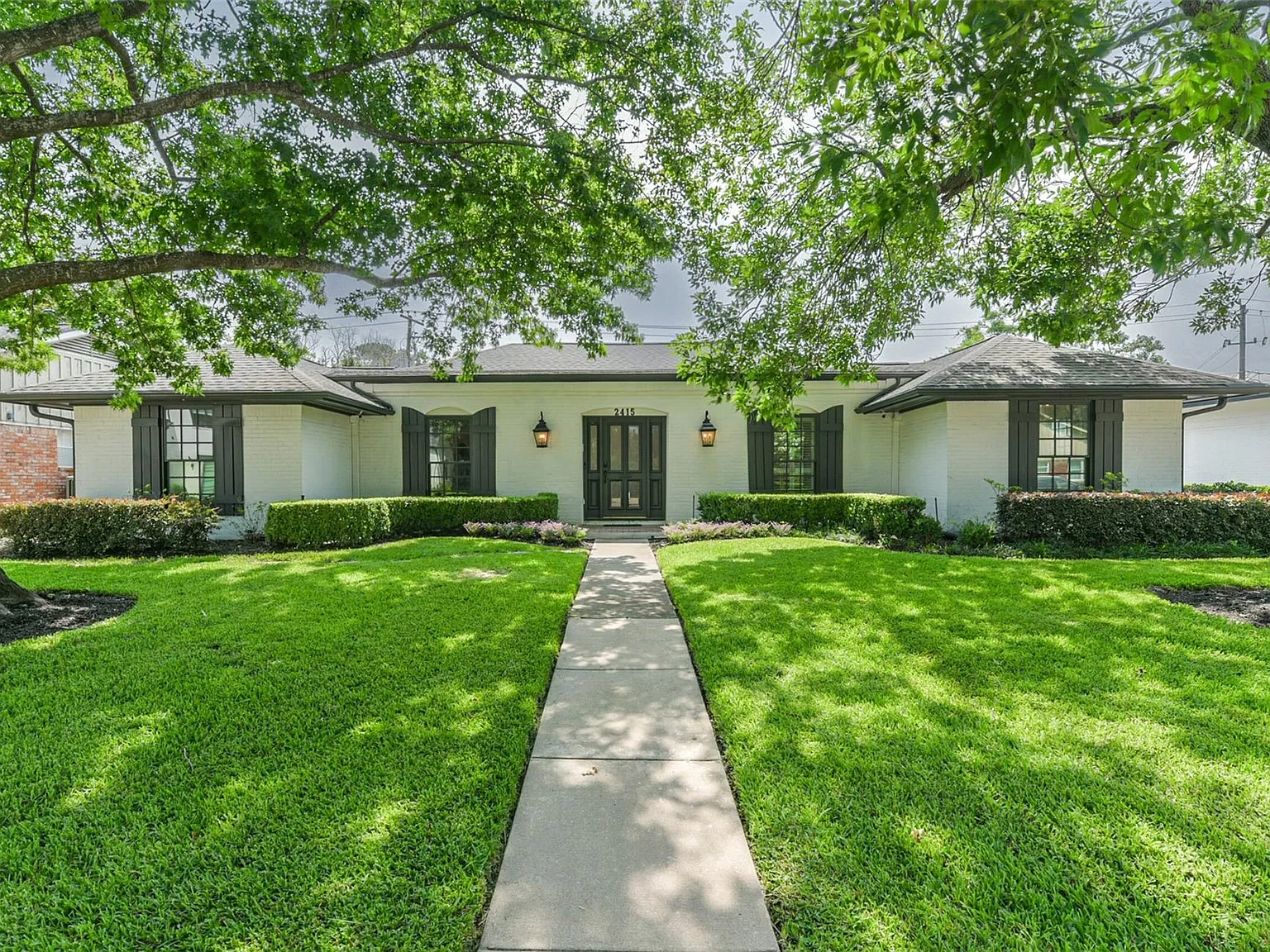3 bed, 2.5 bath, 2688 sqft, $5,700 — Photo 1