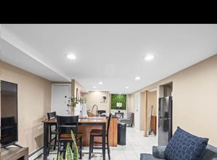 (Undisclosed Address), West Hempstead, NY 11552