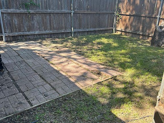 4th image of 1728 Liberty Ln