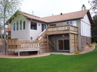 864 Hidden Valley Dr, Watertown, SD 57201