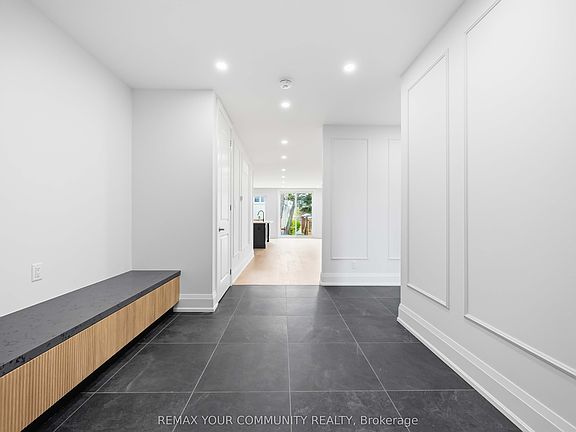 5th image of 20 Castille Ave