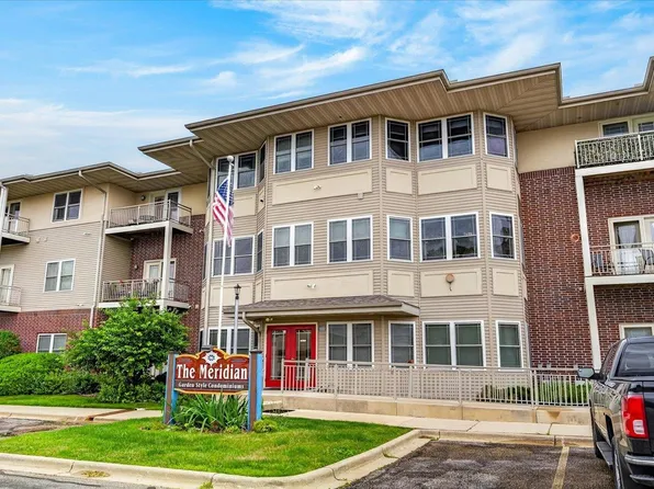 410 New Age Cir APT 306, Verona, WI 53593