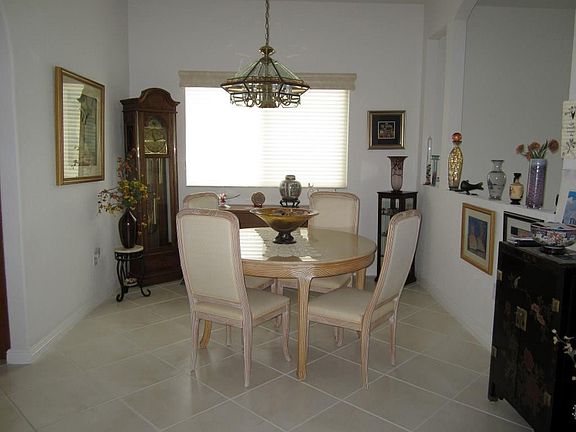5th image of 7847 Exeter Boulevard #B-203