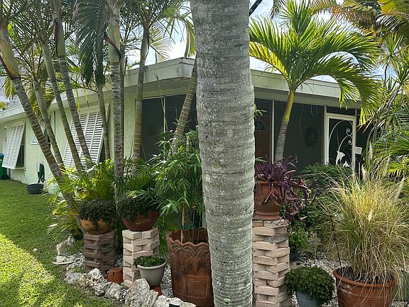 5th image of 2710 Avenue C
