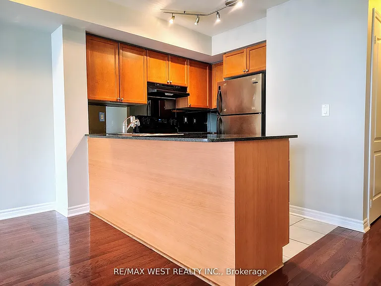 1 Elm Dr W #1301 — Photo 10