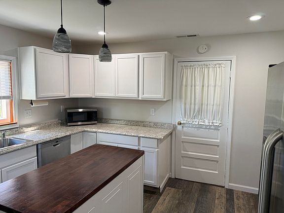 4th image of 5597 Lenoxburg Rd