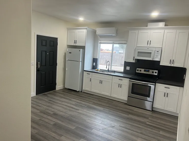7211 Fulton St #1 — Photo 1