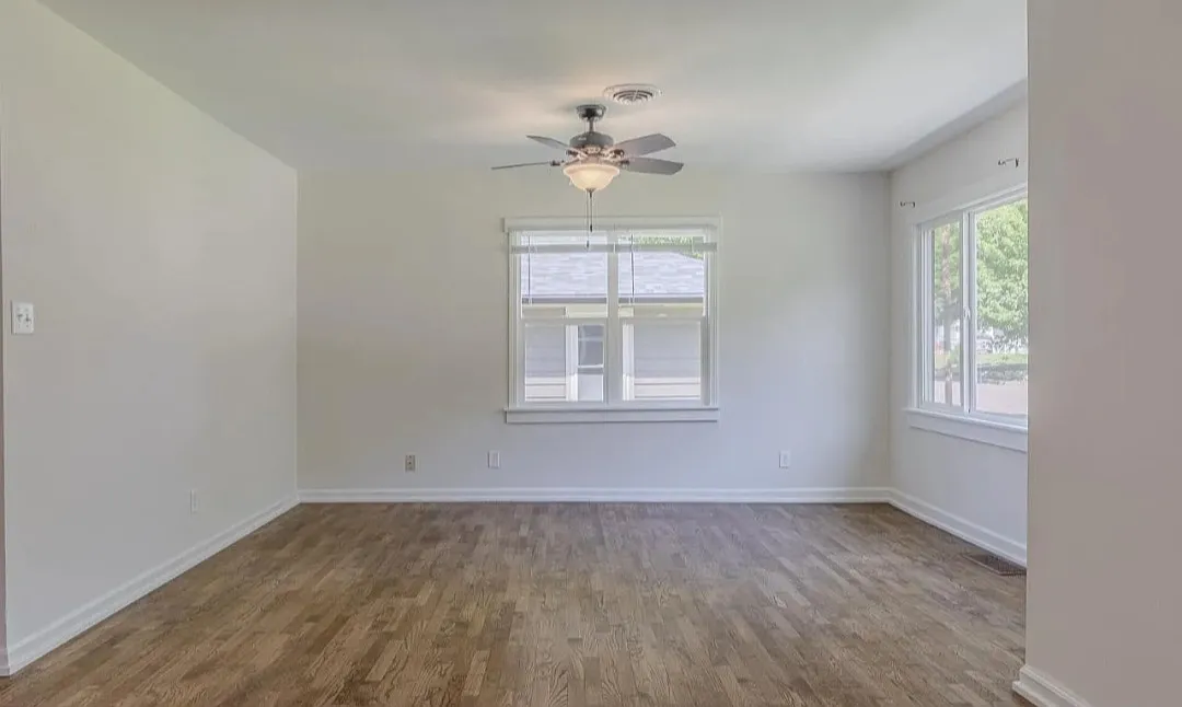 3 bed, 2046 sqft, $2,500 — Photo 3