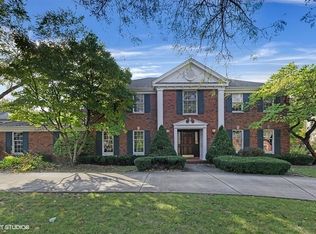 40 Steeple Ridge Ct, Oak Brook, IL 60523