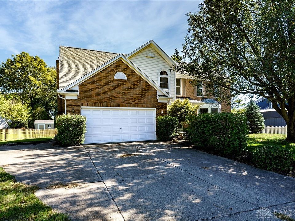 1st image of 920 Cranbrook Ct