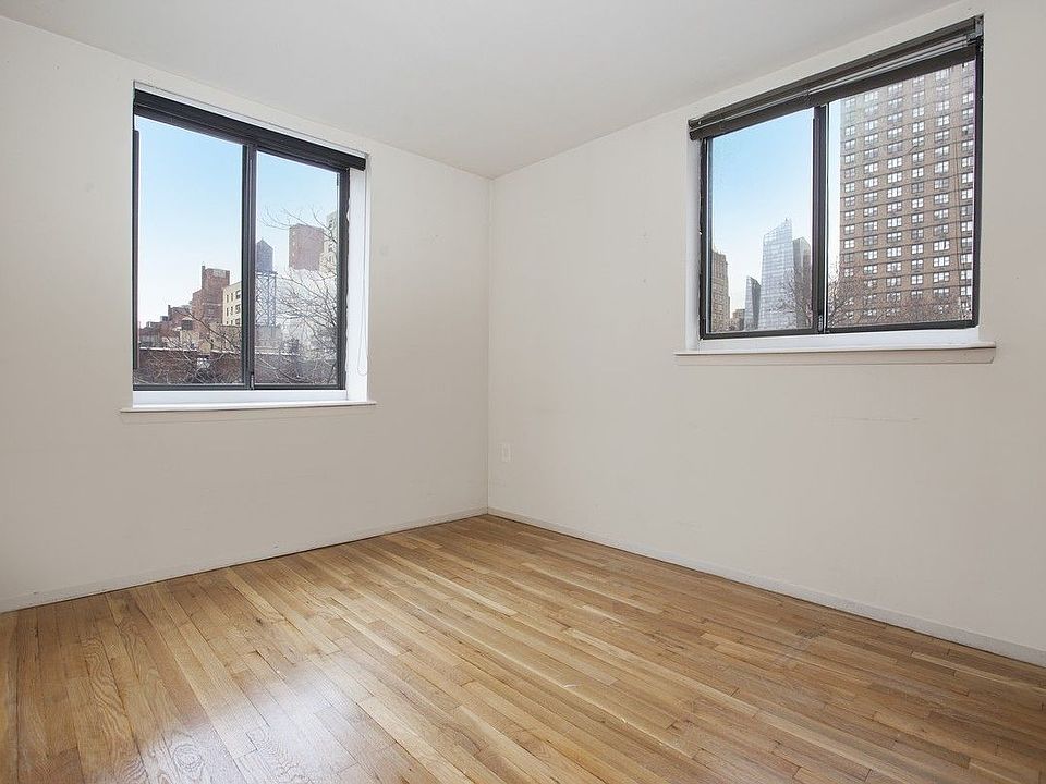 1st image of 216 E 30th St #8G