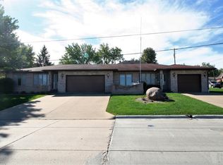 702 E Washington St, Centerville, IA 52544