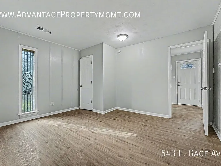 543 E Gage Ave — Photo 13