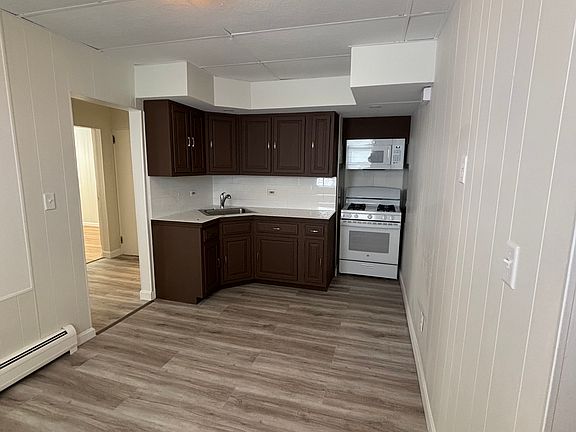 2nd image of 36-38 Schuyler Ave #2L
