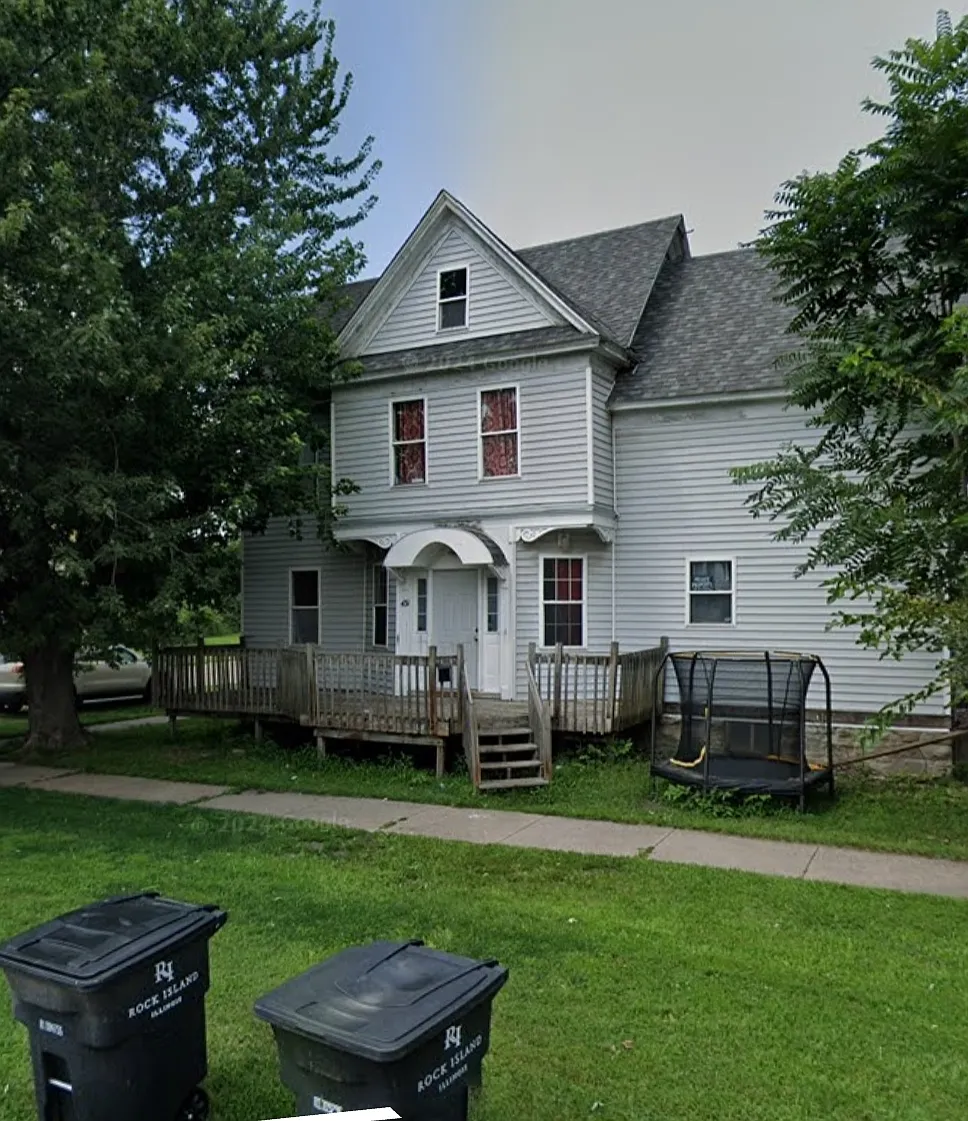 431 6th St photo 1