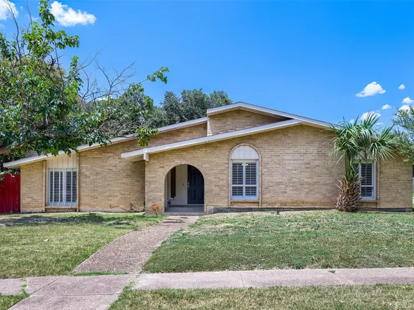 6639 Roundrock Rd, Dallas, TX 75248