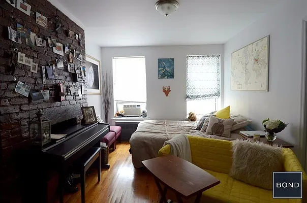 Rented by Bond New York | media 25