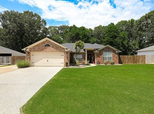 704 Sheffield Dr, Bryant, AR 72022