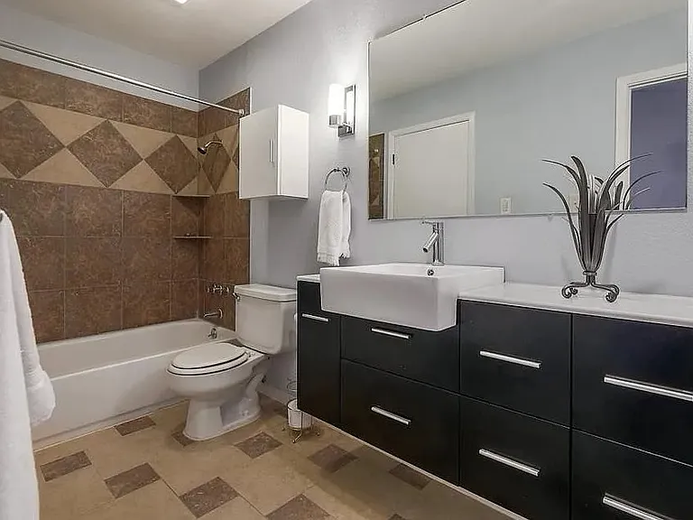 Upstairs Bathroom