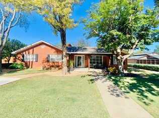 4802 10th St, Lubbock, TX 79416