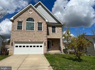 6930 Westlawn Dr, Falls Church, VA 22042