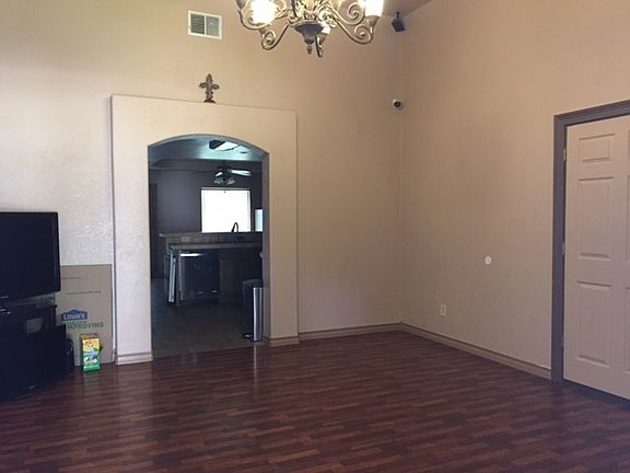 3rd image of 10112 Galisteo Dr
