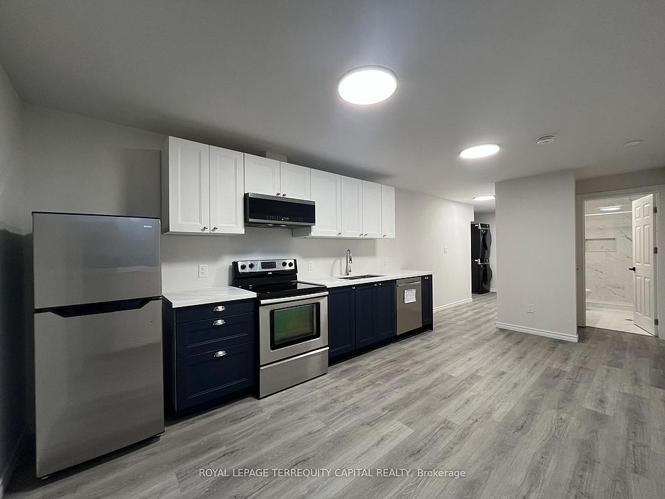 1st image of 1416 Maple Rd #1