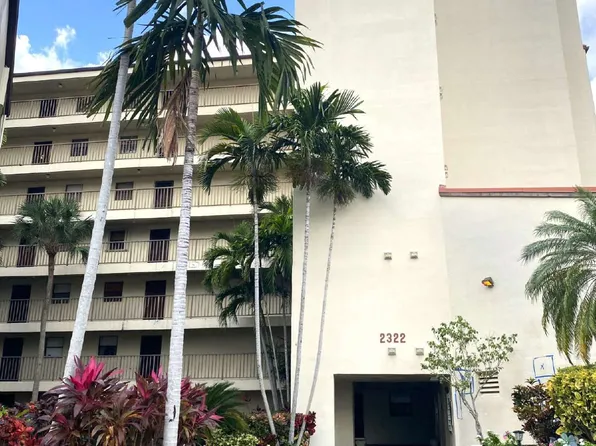 2322 S Cypress Bend Dr APT 711, Pompano Beach, FL 33069