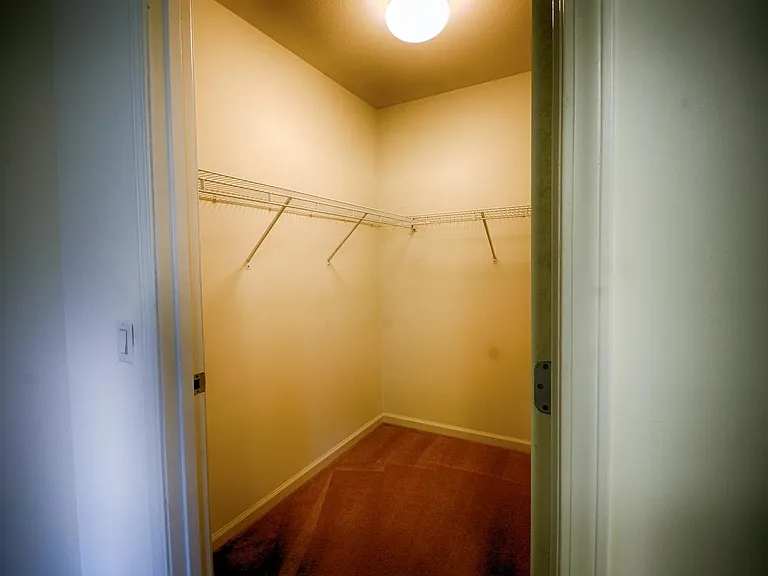 512 Berlin Rd — Photo 9