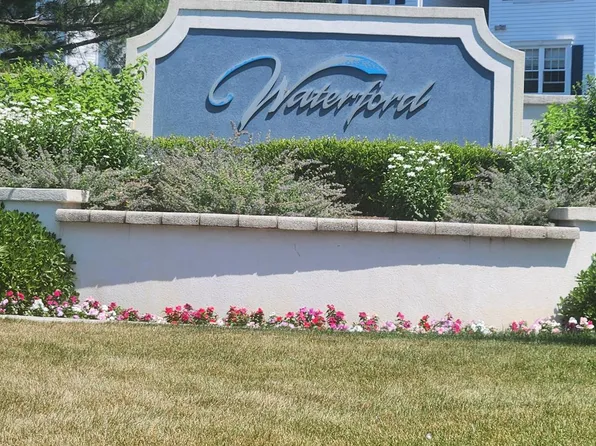 1137 Waterford Dr, Edison, NJ 08817