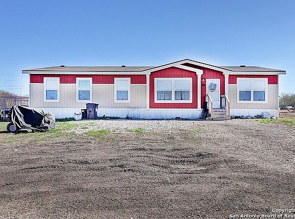 2nd image of 540 Country Ln