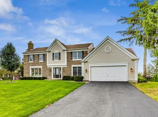 616 Arlington Pkwy, Sleepy Hollow, IL