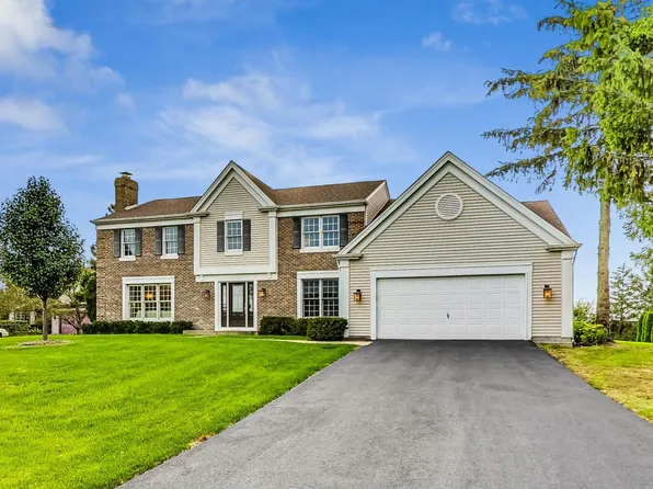 616 Arlington Pkwy, Sleepy Hollow, IL 60118