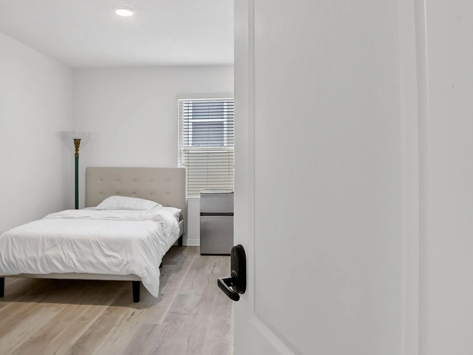 4 bed, 2.0 bath, 1867 sqft, $845 — Photo 3
