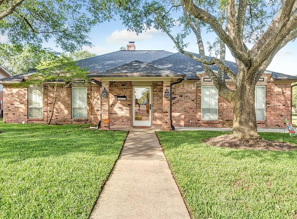 1st image of 2603 Arbor Dr