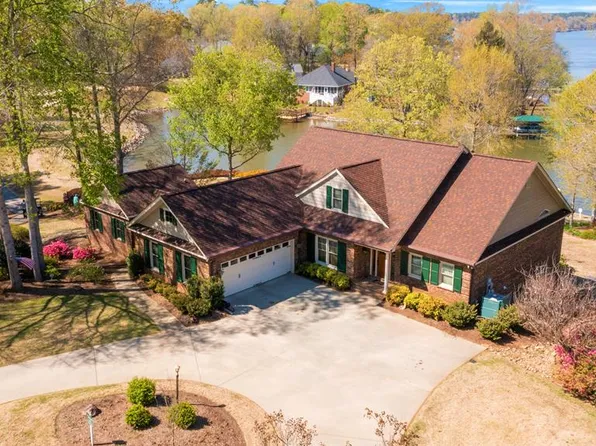 216 Starboard Tack, Greenwood, SC 29649