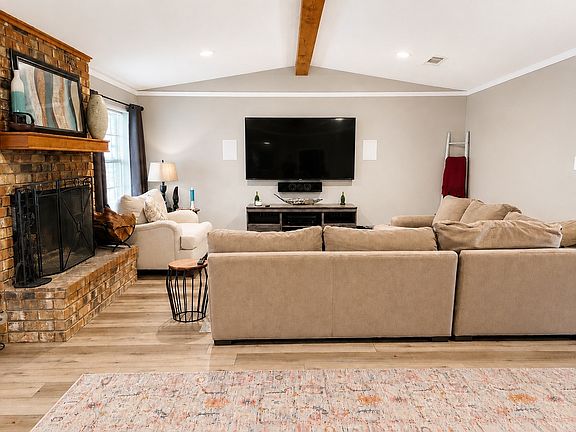 4th image of 23 Haven Cir