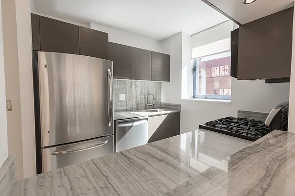 Rented by Stonehenge NYC LLC | media 4