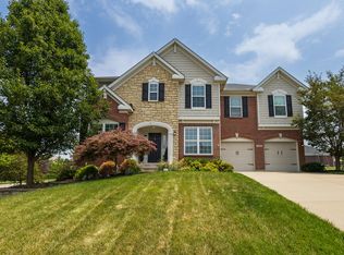 1350 Crossbend Dr, Hebron, KY 41048